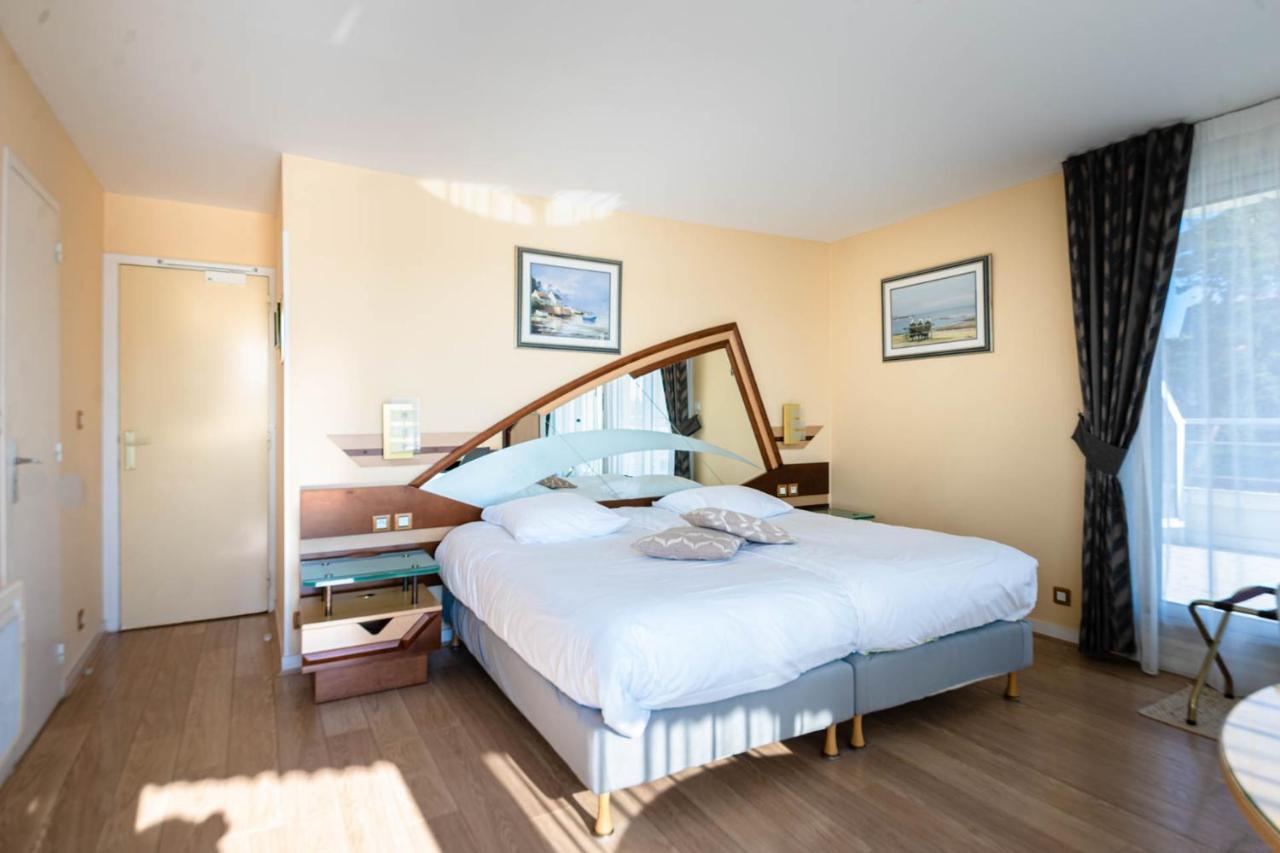 Le Crystal Dinard Plage Luaran gambar