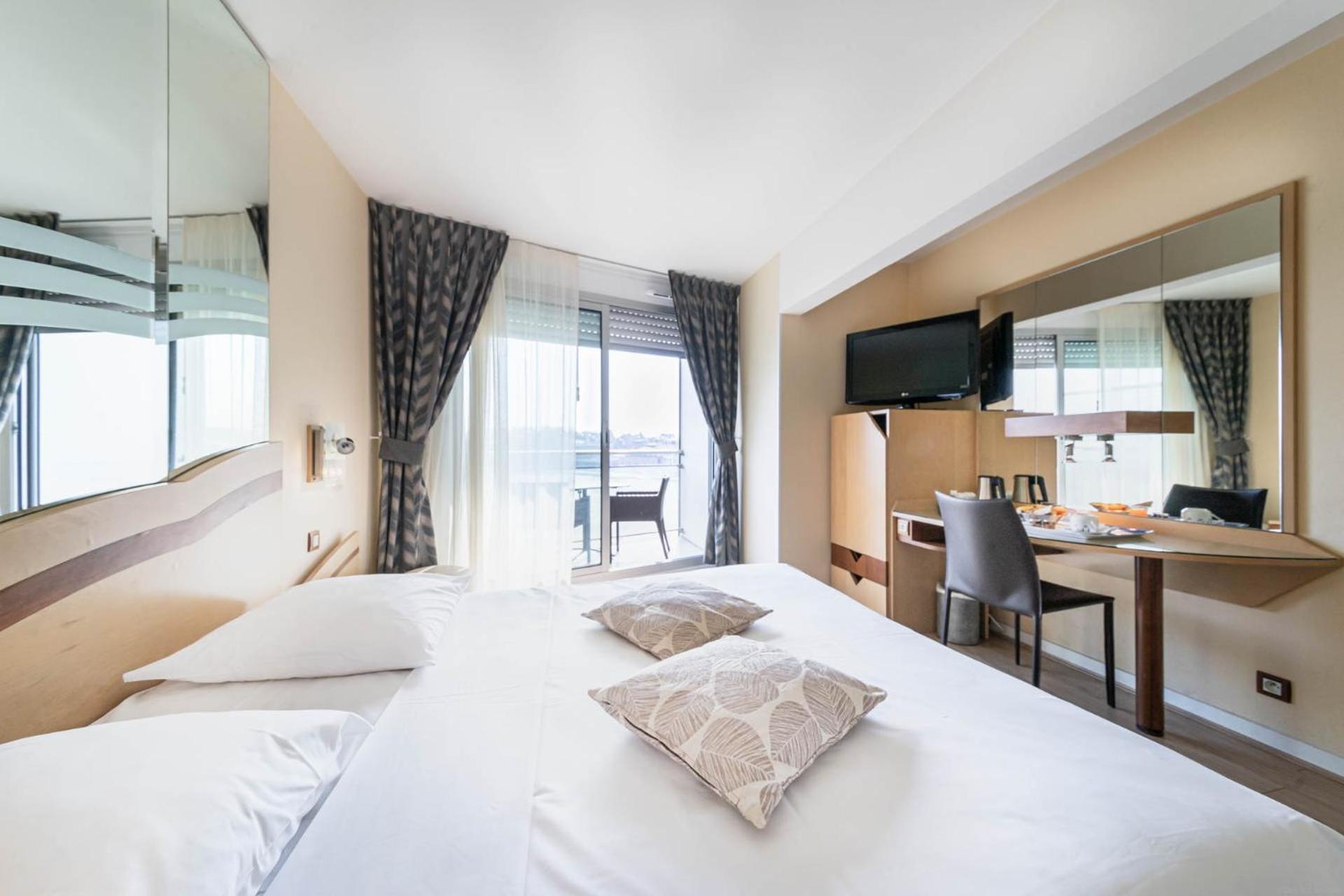 Le Crystal Dinard Plage Luaran gambar