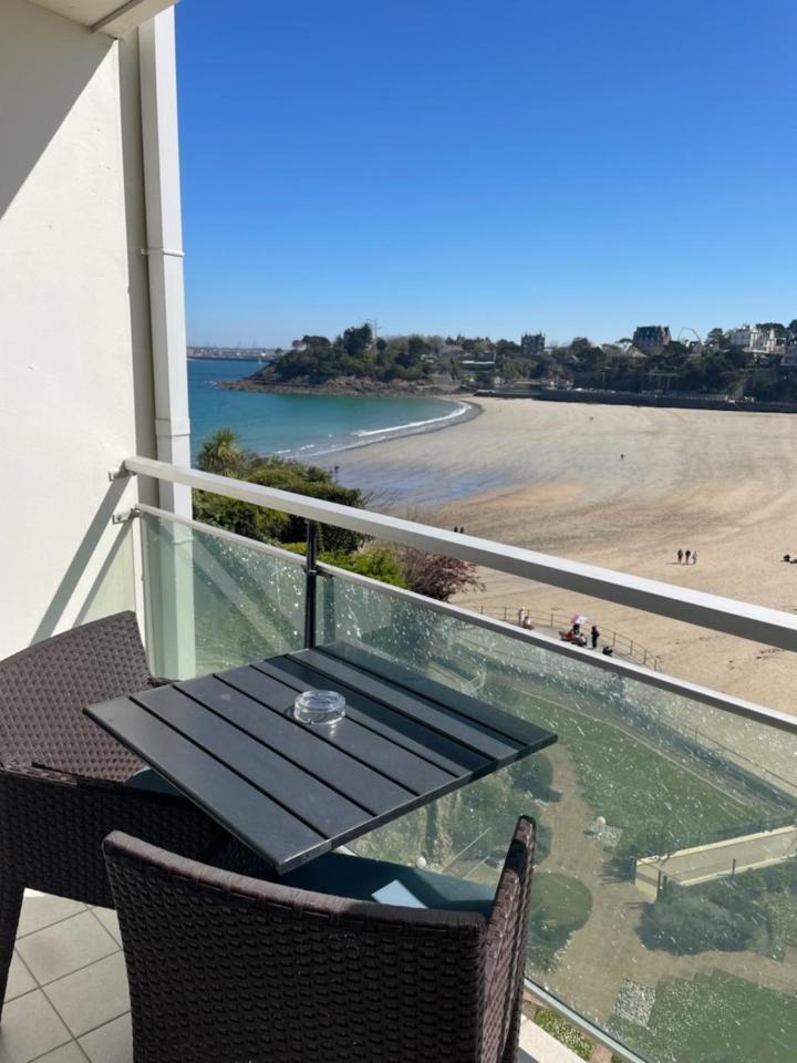 Le Crystal Dinard Plage Luaran gambar