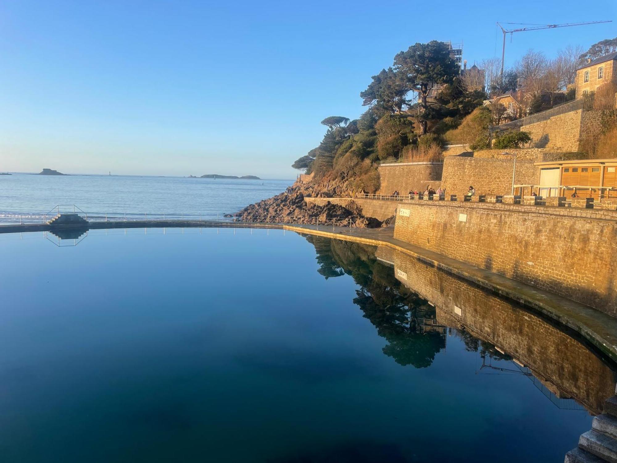 Le Crystal Dinard Plage Luaran gambar